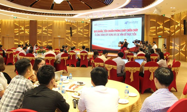 Phòng cháy chữa cháy cho các công trình chung cư cao tầng tại Việt Nam Viện Kiến trúc Quốc gia thuộc Bộ Xây dựng đã phối hợp với Eurowindow tổ chức Hội thảo “Phổ biến các Quy chuẩn, tiêu chuẩn PCCC ở công trình xây dựng và các vấn đề thực tiễn.”