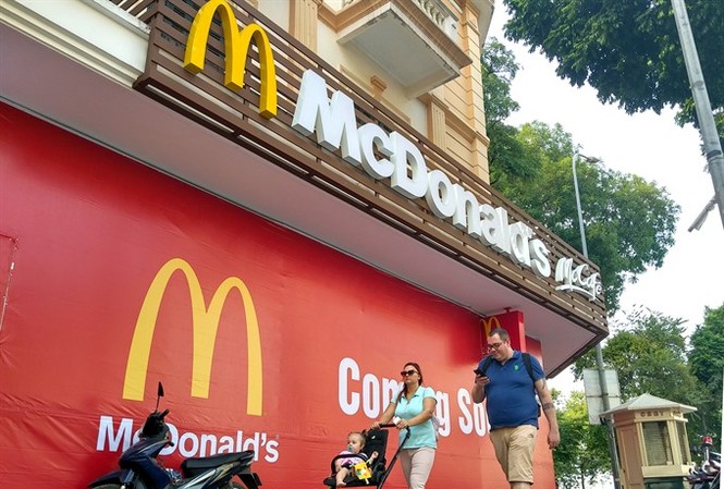 Vốn điều lệ 200 tỷ, McDonald’s lỗ hơn 500 tỷ sau 4 năm vào Việt Nam Vốn điều lệ 200 tỷ, McDonald’s lỗ hơn 500 tỷ sau 4 năm vào Việt Nam