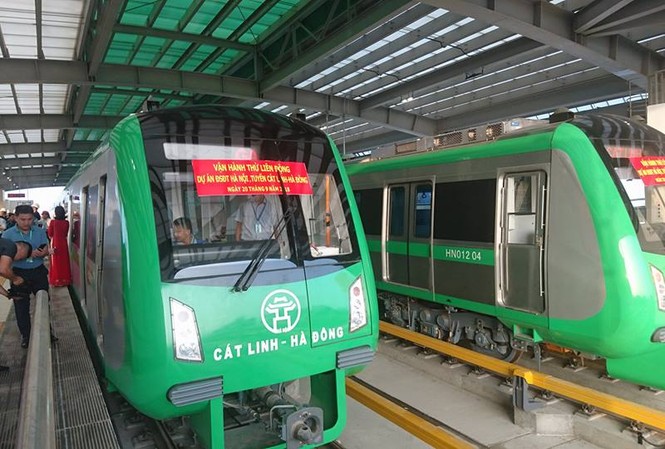 Tàu đường sắt Cát Linh - Hà Đông chạy thử toàn tuyến Vận hành thử 5 đoàn tàu toàn tuyến Cát Linh - Hà Đông