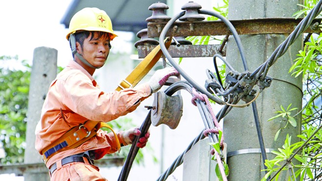 Yêu cầu rà soát khoản 600 tỷ xây biệt thự của EVN EVN cho DN vay với lãi suất trên dưới 2%/năm, sau đó vay lại của chính DN với lãi suất khoảng 17%/năm.Ảnh: Như Ý