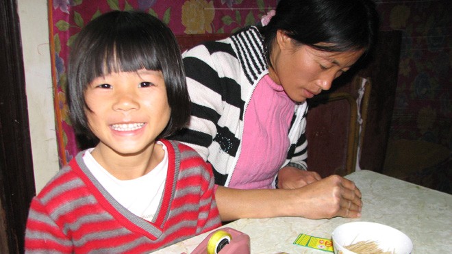 Bất hạnh vì yêu nhầm, cưới vội Mẹ con chị Hằng mới được đưa về trung tâm, chưa có việc làm