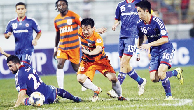 Ninh Bình rút lui, V.League đổi lịch thi đấu Ngôi sao một thời, Văn Quyến, có thể trở thành đầu tàu cho một CLB V.Ninh Bình mới chuẩn bị tiếp tục thi đấu tại AFC Cup. Ảnh: VSI
