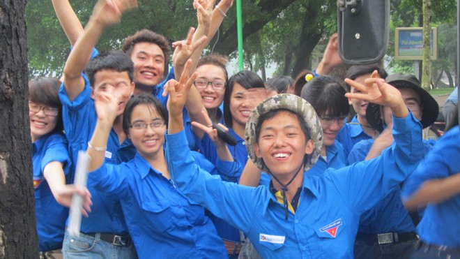 Tăng cường vai trò nòng cốt chính trị của Đoàn Đoàn cần thể hiện rõ vai trò nòng cốt chính trị trong các hoạt động của tổ chức Hội