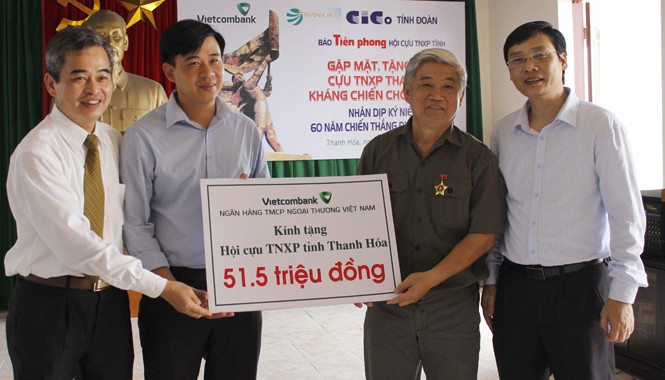Trao quà cho cựu TNXP chống Pháp tại Thanh Hóa Trao quà cho cựu TNXP chống Pháp tại Thanh Hóa