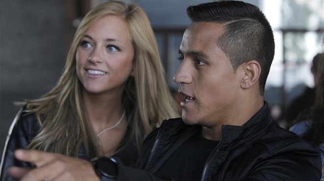 Có bồ đẹp, Alexis Sanchez vẫn 'ăn vụng' với gái làng chơi Alexis Sanchez giấu nhẹm Laia Grassi về chuyện “ăn vụng”