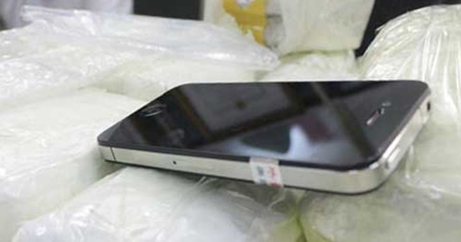 Phát hiện vụ nhập lậu điện thoại iPhone 6 lớn chưa từng có Phát hiện vụ nhập lậu điện thoại iPhone 6 lớn chưa từng có