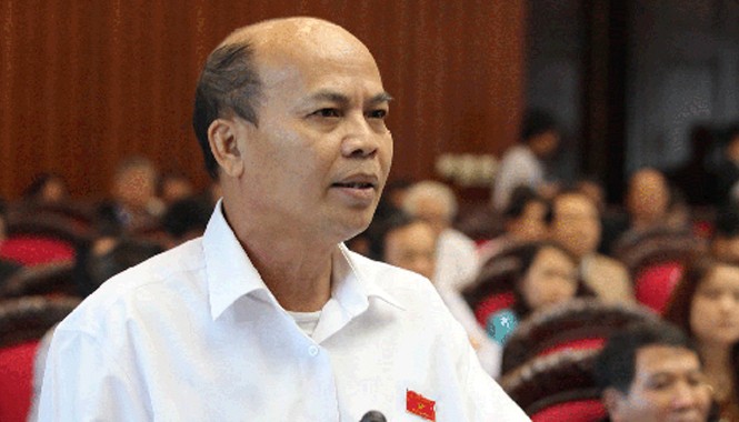 ĐB Đỗ Văn Đương: Chẳng nhẽ luật sư sống bằng “không khí” để bào chữa? Đại biểu Đỗ Văn Đương.