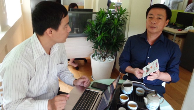 Người từ quan nói về ý nghĩa cuộc đời Ông Nguyễn Việt Sơn đang chia sẻ ý tưởng để cuộc sống có ý nghĩa.