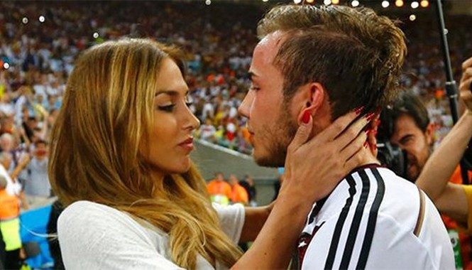 Gotze tính chuyện 'đeo gông' với người đẹp Gotze đã sẵn sàng rước Kathrin về dinh.