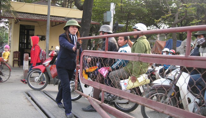Tổng Cty Đường sắt Việt Nam: Phòng 20 người, có 7 lãnh đạo Hệ thống đường sắt Việt Nam vẫn còn lạc hậu so với thế giới. Ảnh: S.L.