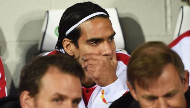 BẢN TIN Thể thao sáng: Van Gaal ra điều kiện với Falcao BẢN TIN Thể thao sáng: Van Gaal ra điều kiện với Falcao