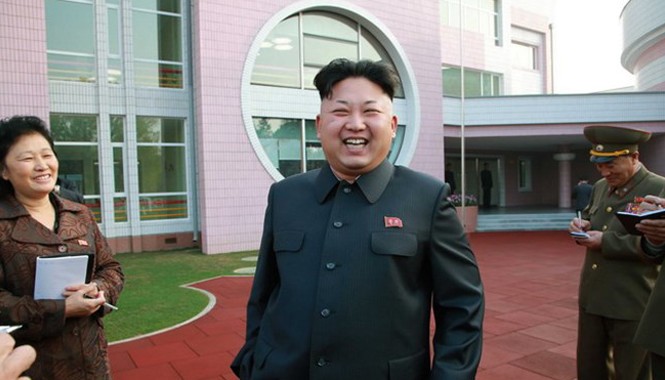 Ông Kim Jong-Un 'bí mật' thăm nhà máy thực phẩm quân đội Nhà lãnh đạo Kim Jong-un. Ảnh: THX/TTXVN.