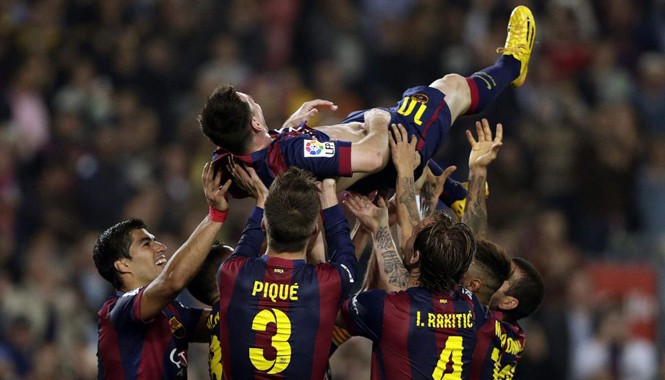 Lập hat-trick, Messi đi vào lịch sử La Liga Messi chính thức trở thành chân sút vĩ đại nhất lịch sử La Liga.