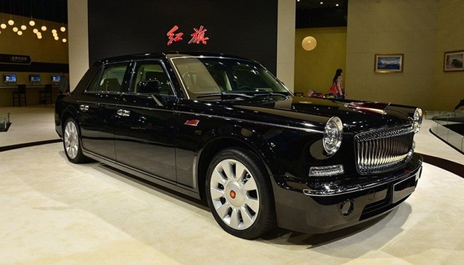 Ngắm xe sang giá 20 tỷ đồng “made in China“ Xe sang Hongqi L5 có giá 20 tỷ đồng.