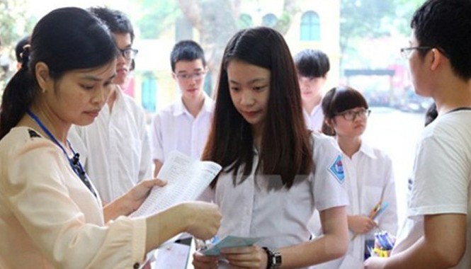 Hà Nội kiểm tra điều kiện tuyển sinh các trường ngoài công lập Thí sinh dự thi vào lớp 10 năm 2014. Ảnh: Quý Trung/TTXVN.