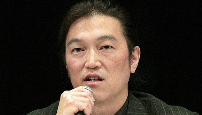 Con tin bị IS giết hại và chân dung phóng viên dũng cảm Nhà báo Kenji Goto. Ảnh: AFP.