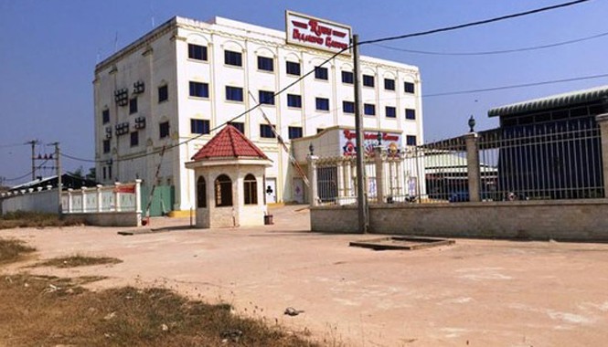 Rồng rắn vượt biên đánh bạc Một sòng bạc bên Campuchia hằng ngày đón cả trăm người Việt sang chơi.