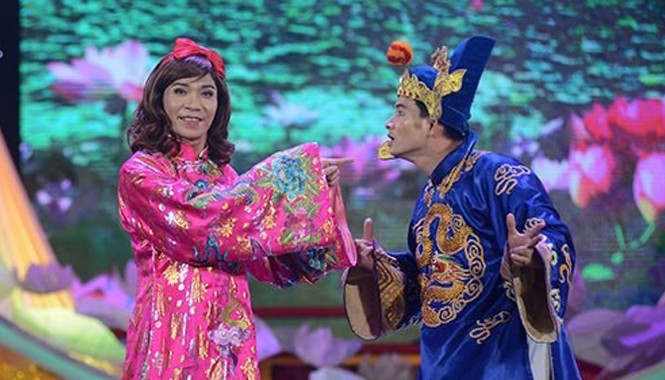 Công Lý nói về những được, mất khi tham gia Táo quân Công Lý trong vai Bắc Đẩu và "Nam Tào" Xuân Bắc đã trở thành những vai diễn quen thuộc với khán giả truyền hình trong dịp Tết đến.