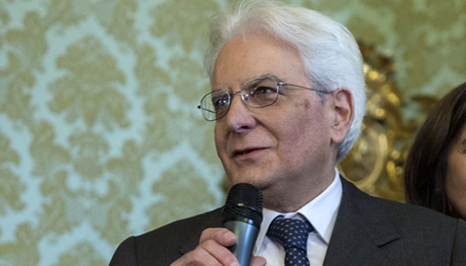 Từ thẩm phán khiêm nhường trở thành Tổng thống Italia Tân Tổng thống S. Mattarella phát biểu trên cương vị là người đứng đầu Nhà nước Italia.