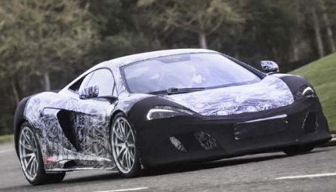 Siêu xế nào sẽ 'đại náo' làng xe thế giới năm 2015? McLaren 675 LT.