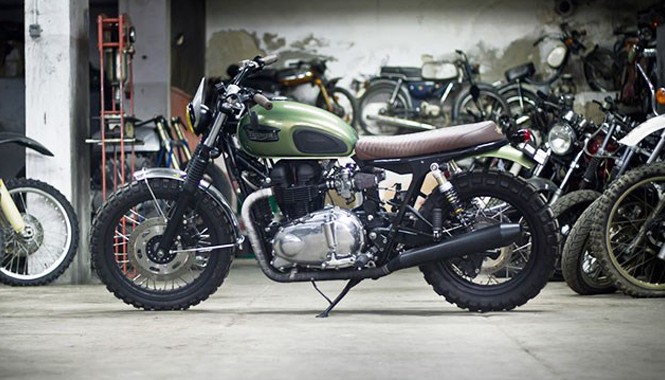 Tròn mắt với Triumph Bonneville 'độ' theo phong cách Tracker Ton-up Garage một xưởng độ nổi tiếng tại Bồ Đào Nha vừa cho ra mắt phiên bản Triumph Bonneville được độ với phong cách tracker mang tên Hellzapoppin.