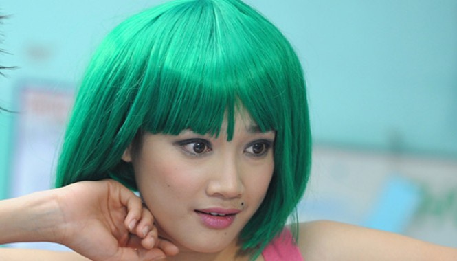 Nhã Phương vào vai gái giang hồ Nhã Phương với tạo hình gái giang hồ trong phim.
