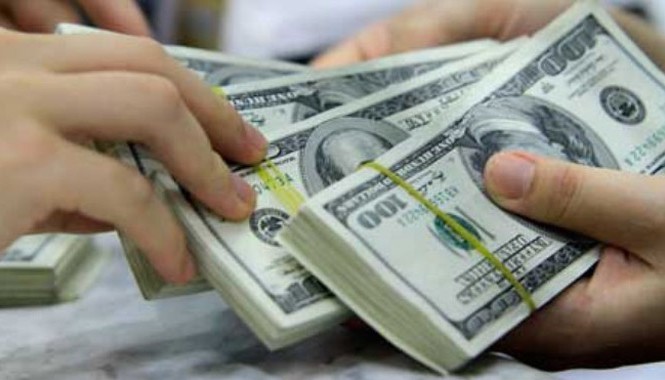Tỷ giá tăng mạnh sắp kịch trần, vàng đi ngang Ảnh minh họa.