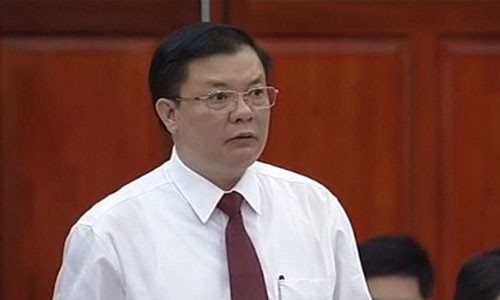 Bộ Tài chính giải trình vượt chi 41 nghìn tỷ đồng Bộ trưởng Bộ Tài chính Đinh Tiến Dũng.