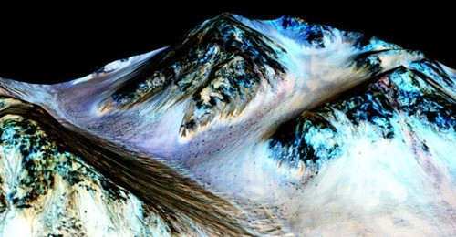 Những dạng sống tiềm năng trên sao Hỏa Dòng nước chảy theo mùa trên sao Hỏa. Ảnh: NASA.