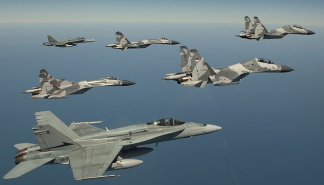 Nga có thể triển khai ở Syria những vũ khí 'khủng' nào? Chiến đấu cơ Su-30.