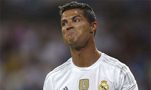 'Ronaldo đã đến tuổi nên rời Real Madrid' Ronaldo đã 30 tuổi và không còn nhiều thời gian chơi bóng đỉnh cao.