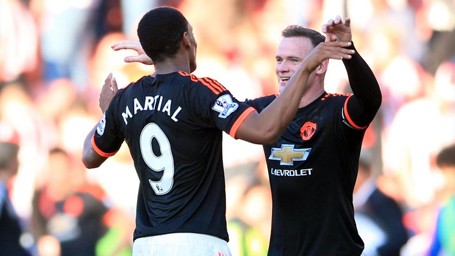 MU 'đi săn không súng' vì mất cả Rooney lẫn Martial Cả Wayne Rooney và Anthony Martial đều chấn thương.