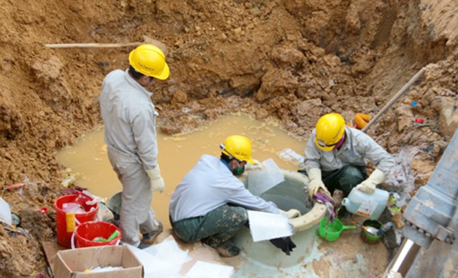 Nhà đầu tư Singapore rút lui khỏi đường ống nước Sông Đà Nhà đầu tư ngoại rút vốn sau nhiều bê bối liên quan đến dự án. Ảnh: Bá Đô.
