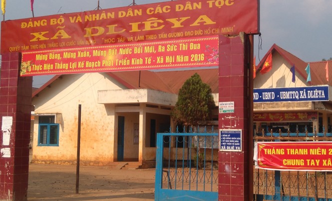 Kiểm điểm quan xã nhậu trưa, ngủ say trong giờ làm việc UBND xã Đliê Ya.