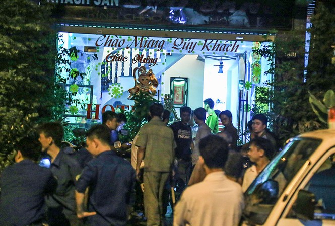 Nghi án một thanh niên bị đâm chết trong khách sạn Hiện trường vụ nghi án một thanh niên bị sát hại trong khách sạn.