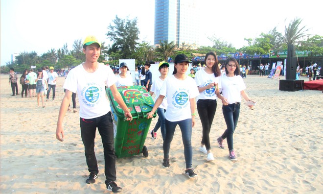 Hào hứng 'Ngày Trái Đất - Cửa Lò 2016' Hào hứng 'Ngày Trái Đất - Cửa Lò 2016'