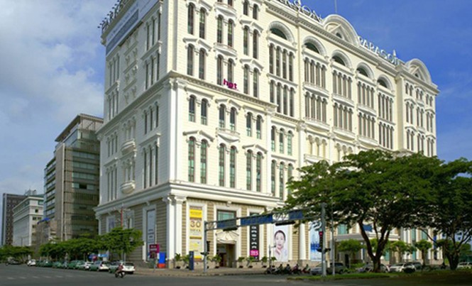 Đường kinh doanh thăng trầm của Parkson tại Việt Nam Parkson Paragon (quận 7, TP HCM) vừa đóng cửa ngày 16/5, dừng hoạt động trước thời hạn 14 năm.