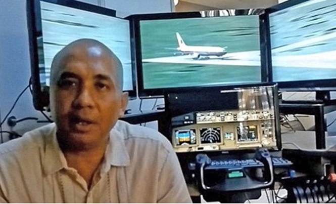 Cơ trưởng MH370 cố tình lao máy bay xuống biển? Ông Zaharie Ahmad Shah, cơ trưởng chuyến bay MH370. Ảnh: IBTimes.