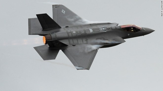 Phi đội F-35 đầu tiên của Không quân Mỹ sẵn sàng chiến đấu Máy bay tiêm kích đa năng F-35. Nguồn: CNN.