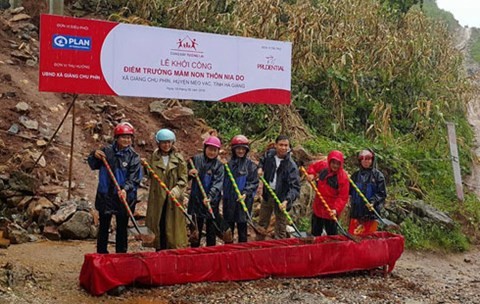 Xây 3 điểm trường mới tại Hà Giang và Lai Châu Lễ khởi công xây điểm trường mầm non Thôn Nia Do.