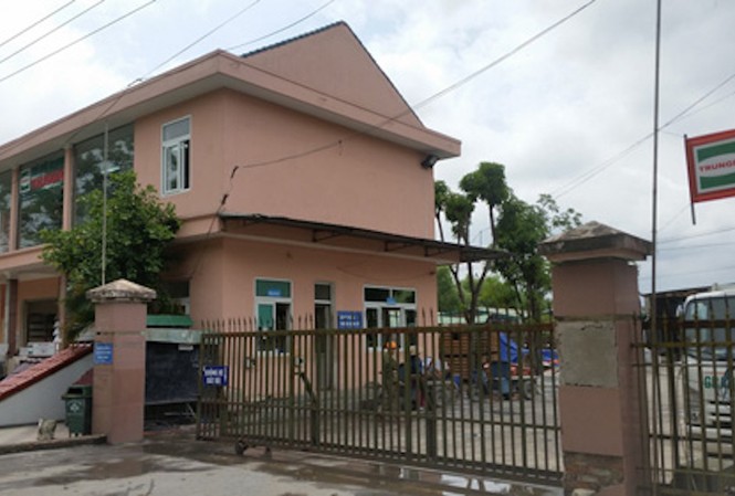 Nổ lò than hoá khí tại nhà máy gạch, 2 công nhân chết thảm Nhà máy gạch Granite Trung Đô - nơi xảy ra vụ nổ khiến 2 công nhân tử vong.