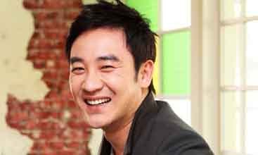 Diễn viên 'Nữ hoàng Seon Deok' bị tố cưỡng dâm Nam diễn viên Uhm Tae Woong.