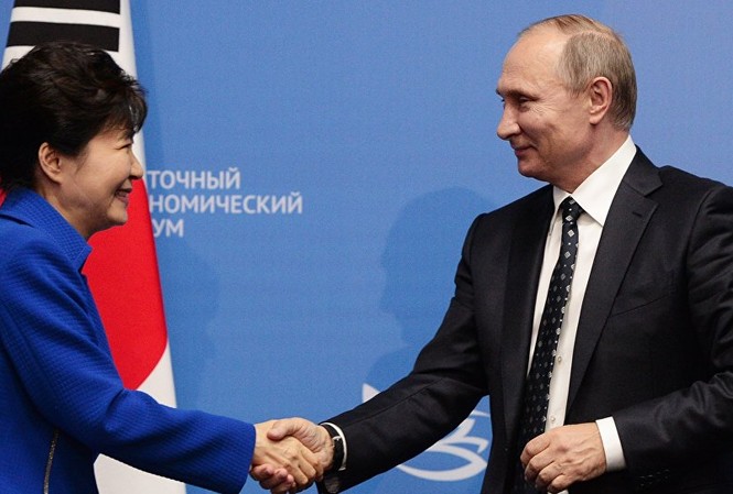 Hé lộ món quà ông Putin tặng Tổng thống Hàn Quốc Hé lộ món quà ông Putin tặng Tổng thống Hàn Quốc