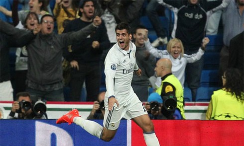 Real thắng Sporting bằng cuộc ngược dòng không tưởng Morata vui mừng với bàn quyết định.