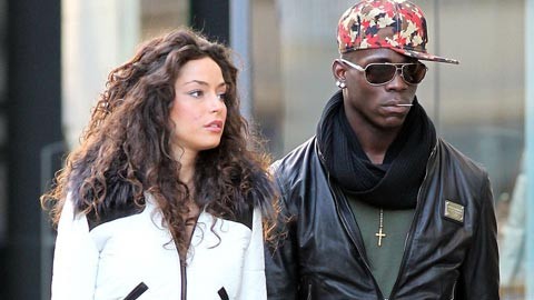 Bồ cũ Balotelli mất 'cái ngàn vàng' cho Ronaldo Bồ cũ Balotelli mất 'cái ngàn vàng' cho Ronaldo