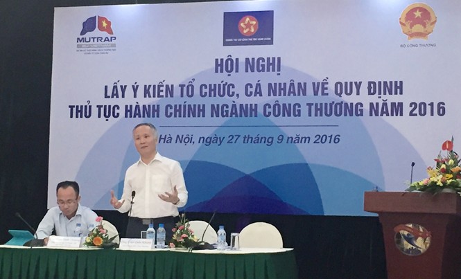 Xin đừng dùng luật giết chết doanh nghiệp Thứ trưởng Bộ Công Thương Trần Quốc Khánh trả lời những kiến nghị của DN.