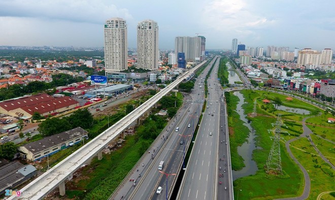 Tuyến metro đầu tiên ở TP.HCM đang xây dựng thế nào? Tuyến Metro số 1 Bến Thành - Suối Tiên dự kiến hoàn thành vào năm 2020. Ảnh: Lê Quân/Zing
