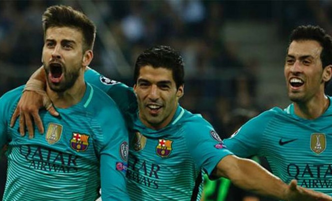 Hàng công tịt ngòi, Barca vẫn kiếm trọn 3 điểm ở Champions League Pique "giải cứu" hàng công Barca. Ảnh: Reuters.