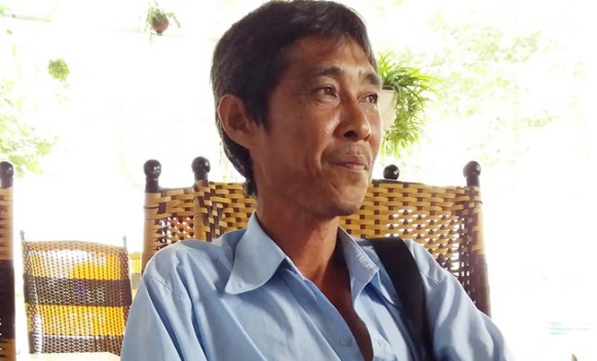 Nỗi buồn của người bán tờ vé số độc đắc 92 tỷ đồng Anh An kể chuyện nhiều người nói tiếng thị phi đối với anh. Ảnh: Việt Tường.