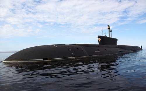 Tàu ngầm lớp Borei - quân bài hạt nhân chiến lược của Nga Tàu ngầm Vladimir Monomakh, chiếc thứ 3 thuộc lớp Borei. Ảnh: Livejournal.